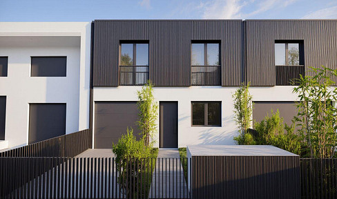 Lichtdurchflutetes Neubau-Reihenhaus mit Garten