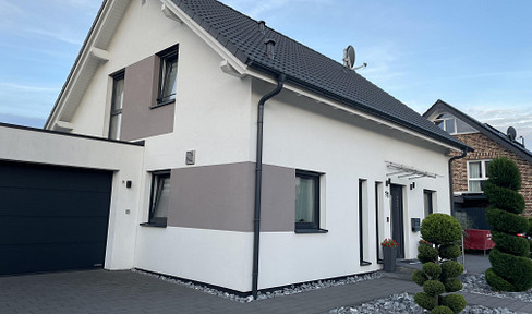 Climate-friendly detached house with A+ energy certificate and double garage