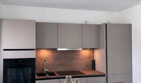 Moderne 3 Zimmer Wohnung ,neue Küche+Balkon und Stellplatz in Top Lage von BO-Hiltrop