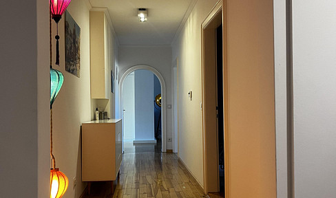 3 rooms with balcony