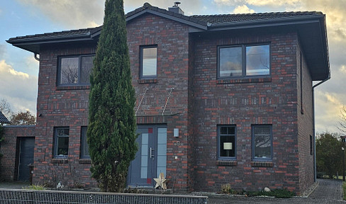 Detached town villa in a quiet cul-de-sac location in Nortorf with views of the countryside