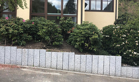 Extravagante 3 ZKB TraumWohnung mit Garten zu vermieten