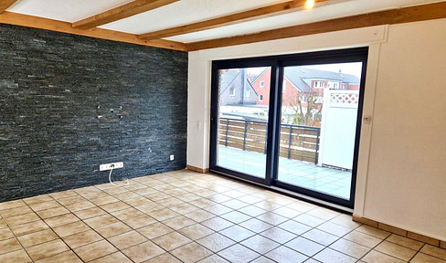 Spacious semi-detached house with fireplace & balcony in Bottrop