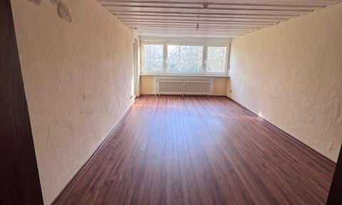 Move in and feel good, 1A furnished 3 room apartment with balcony in Lampertheim