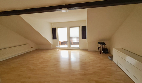 4-room apartment (approx. 107 m²) with balcony, cellar & parking space - available immediately | Dornburg