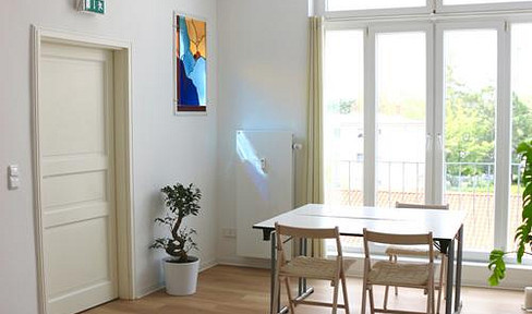 Exclusive owner-occupied floor for a large family or as an investment