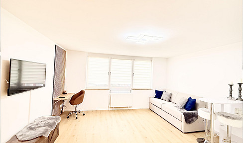 First occupancy after refurbishment - high-quality furnished apartment with underground parking