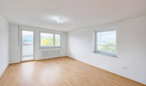 Wohnen mit Weitblick: Stilvolle 3,5-Zi.-Wohnung mit offenem Wohn- & Essbereich und Küche