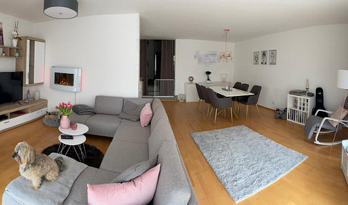 As-new 3-room first floor apartment with 2 parking spaces and fitted kitchen in Niedernhausen