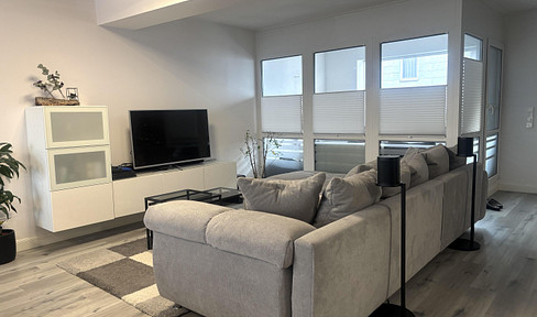 Commission-free: Bright and airy 4-room apartment offering a comfortable and luxurious living experience, with top-quality features and a garage, located in Walldürn.