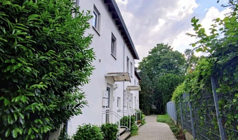 Schöne Mainsonette Wohnung mit 3 Garten