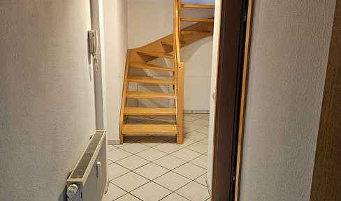 schöne 2,5 Zimmer Maisonette-Wohnung in Ingelheim