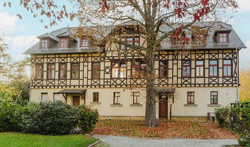 Maisonette-Wohnung in historischem Denkmalensemble mit 5,5% Rendite