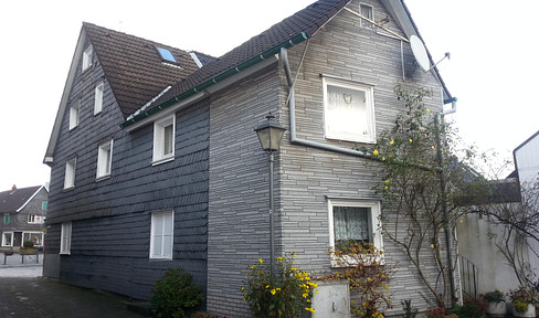 Fachwerkhaus mit Wohnung und Ladenlokal in Leichlingen-Witzhelden