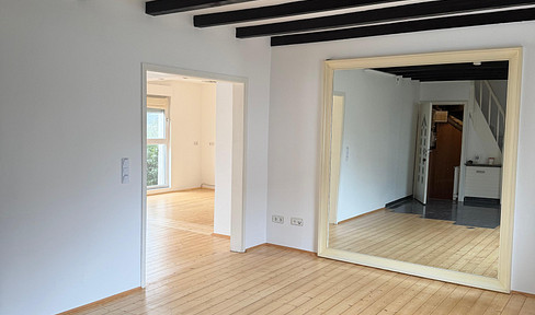 Bezugsbereites EFH mit vermieteter Einliegerwohnung