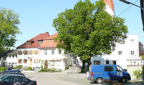 Zentrum Isen: Baugrundstück mit außergewöhnlicher Entwicklungstiefe