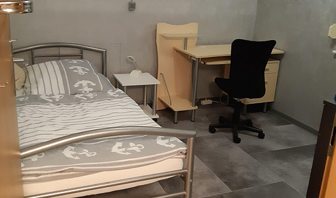 2 möbilierte Zimmer Wohn und Schlafraum im Einfamilienhaus Nähe Krankenhaus zu vermieten