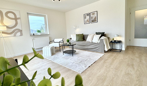 Sofort bezugsfrei: Modernisiertes Doppelhaus mit großer Terrasse & Blick ins Grüne