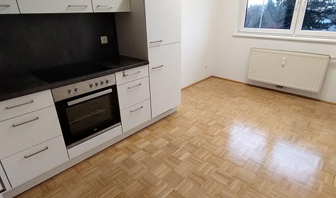 Wunderschöne 3-Zimmer-Neubauwohnung mit KFZ-Tiefgaragenabstellplatz  WG-fähig