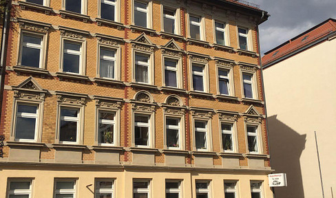 Charming apartment building with rear building in trendy Leipzig-Plagwitz