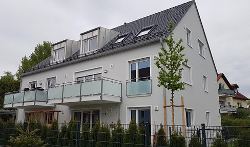Neuwertige 3-Zimmer-Gartenwohnung mit barrierefreiem Zugang in ruhiger Lage von Freising-Lerchenfeld