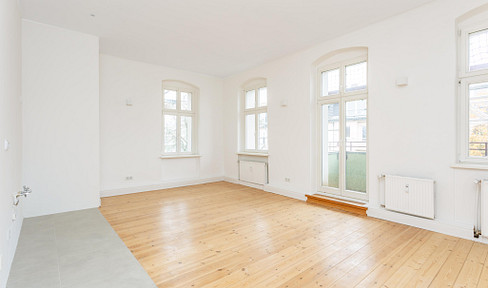 Sofort Bezugsfrei - 3-Zimmer-Albauwohnung mit Balkon - Provisionsfrei