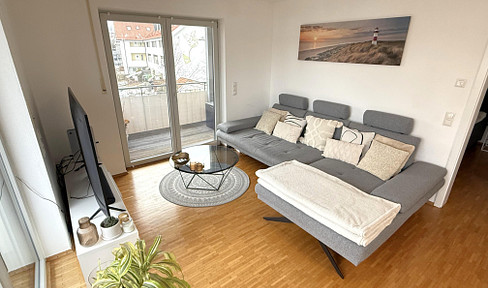 High-quality 3-room apartment with 2 balconies, EBK and elevator in the center of Grafing