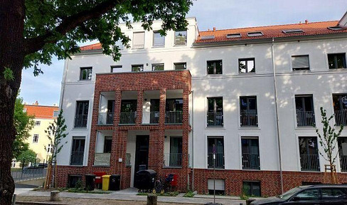 Bright, quiet 2-room apartment with balcony in Karlshorst