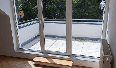 Furnished 2-room attic apartment with terrace