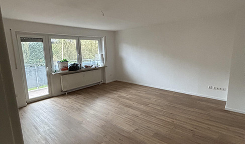 Renovierte 3-Zimmer Wohnung mit Balkon & Garage