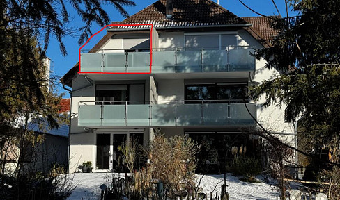 3-room maisonette condominium in Neuhengstett Comfortable living with a view of the countryside!