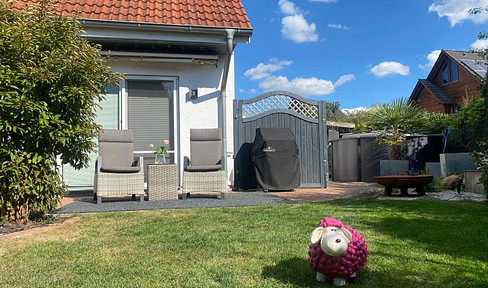 Cute semi-detached house near the Baltic Sea from private owner