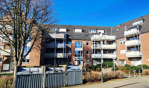 Unique, fully furnished, freshly renovated apartment: move in & get to work