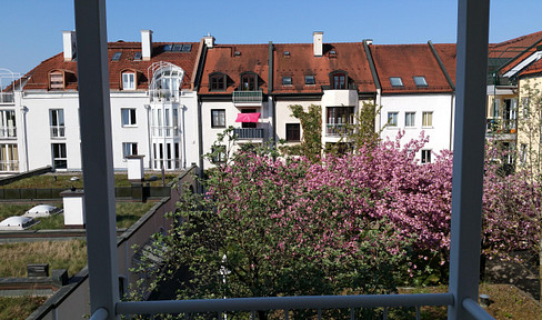 Beautiful, quiet 2-room apartment in the center of Ottobrunn, available