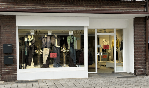 Attraktive Ladenfläche in 1A-Lage von Zirndorf – großes Schaufenster, beste Sichtbarkeit