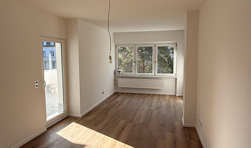 Erstbezug nach Sanierung: Wohntraum mit Südbalkon