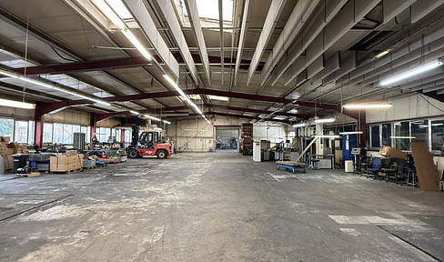 Commercial property approx. 1,990 m² Berlin (south of Tempelhof) | warehouse + office | approx. 3,800 m² plot