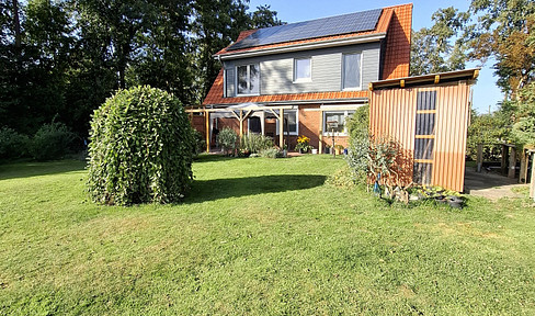 A+ Effizienzhaus mit Erdwärmepumpe, PV mit Speicher und 1.670 m² Grundstück in Außenbereichslage