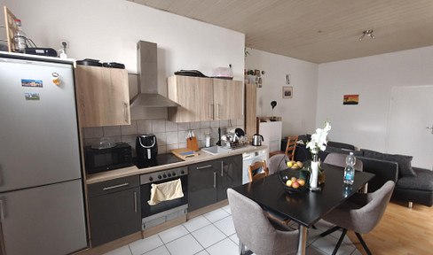 Free of commission! Stylish 2-room apartment with terrace in quiet rear building location