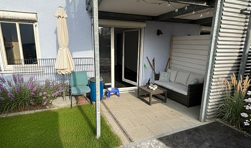 Provisionsfrei von privat: Helle 2-Zi.-Gartenwohnung in WN-Neustadt inkl. 2 Stellplätzen