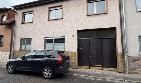 Großzügiges Zweifamilienhaus mit Garten, zentral in der Metropolregion Rhein-Neckar gelegen