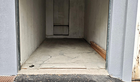 Rare garage box / single garage 1200 - dry/near U6 Jägerstraße/Hannovermarkt/Wallensteinplatz