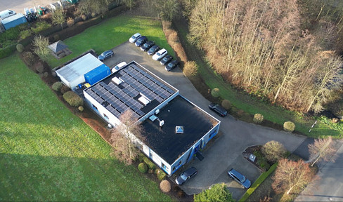 Modern commercial building with office space - Porta Westfalica, Holtrup industrial estate, A2 connection