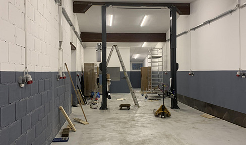 KFZ WERKSTATT, WERKSTATT, HALLE, MIT GENEMIGUNG!