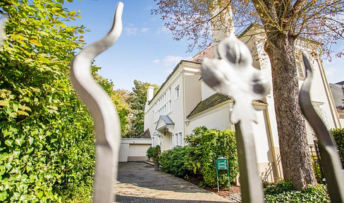 Köln-Marienburg exklusive Büofläche - Ihre neue Business-DNA: Stil. Ruhe. Exzellenz.