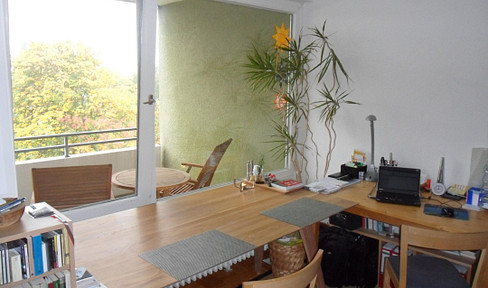 Apartment + Fahrstuhl + Balkon