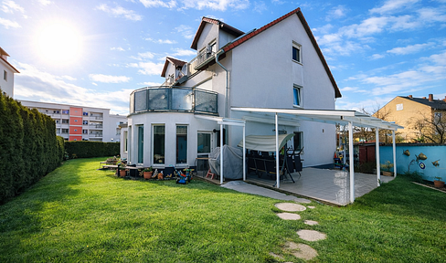 Moderne Doppelhaushälfte in ruhiger Lage