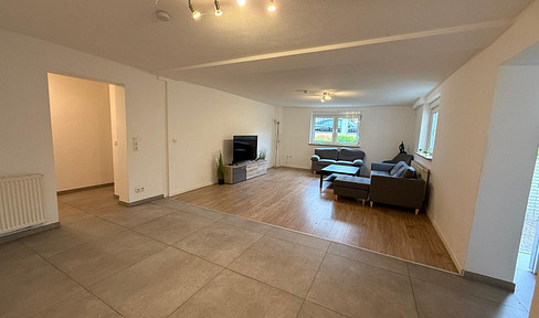 Großzügige 4 Zimmerwohnung 120 qm