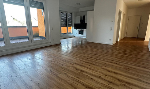 moderne 4 Zimmer Wohnung - sofort verfügbar - Terrasse Südseite & Tiefgarage