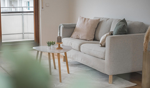 sofort frei: Hochwertig renoviert mit Balkon, zentral und dennoch ruhig